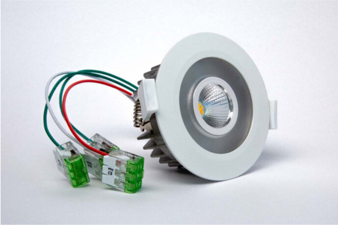 LED Spot RGBW Tree Weiss